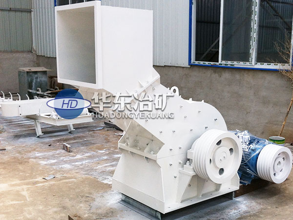 �U�X����C